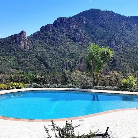 L'esterel Avec Piscine Vue -mandelieu 06210- 6 Pers 펜션 Fréjus