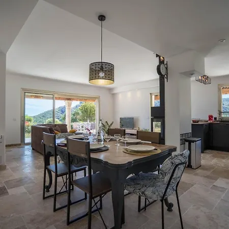 L'esterel Avec Piscine Vue -mandelieu 06210- 6 Pers Casa vacanze Fréjus