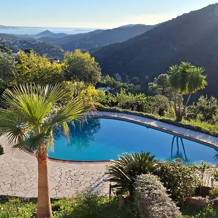 L'esterel Avec Piscine Vue -mandelieu 06210- 6 Pers Σπίτι διακοπών