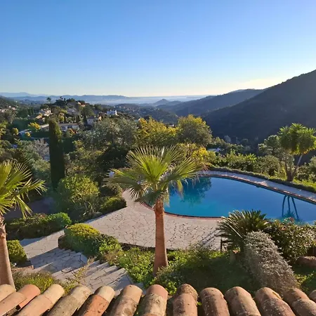 L'esterel Avec Piscine Vue -mandelieu 06210- 6 Pers *